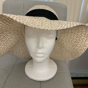 Marilyn Monroe oversized Sunday